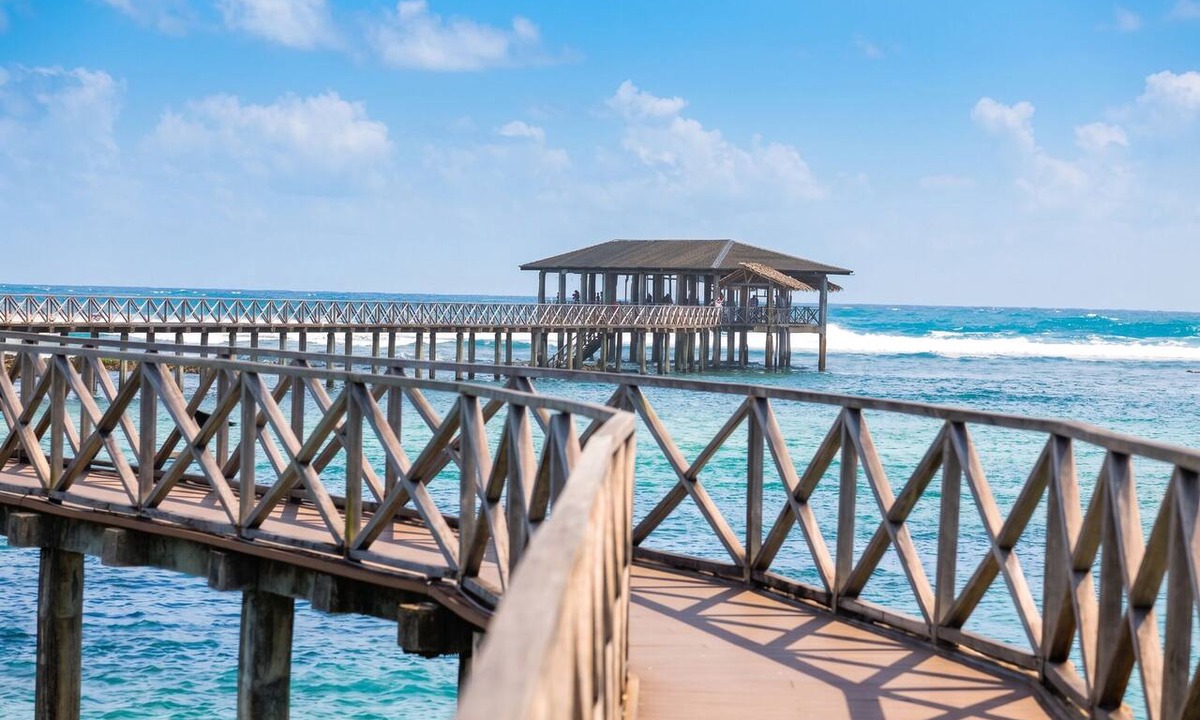 Catangnan Hotel | Hue Hotels and Resorts Siargao Managed by HII