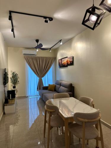 Taman Jubilee Apartment | ICC Homesty Ipoh by KWP 2 Bedroom suites for 5pax