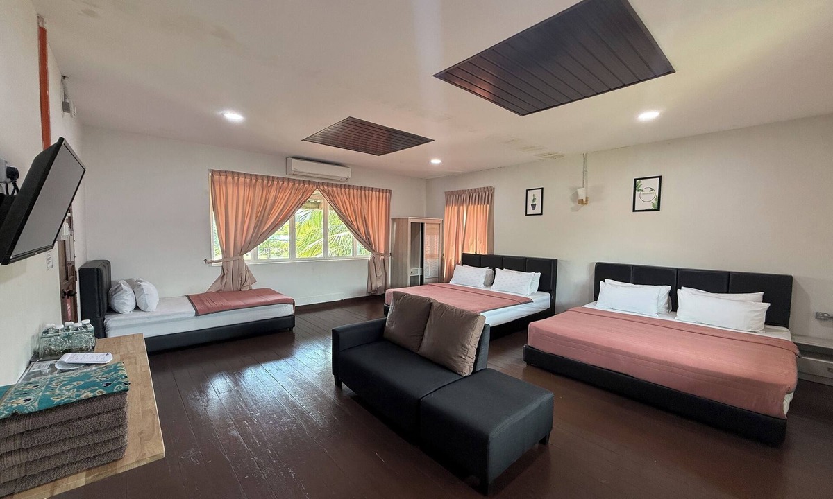 Kepala Batas House | Inapan Taman Herba