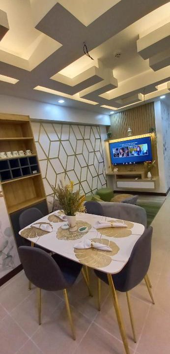 Project 4 Apartment | Infina towers 2-BR unit w/ Balcony, QC, Manila
