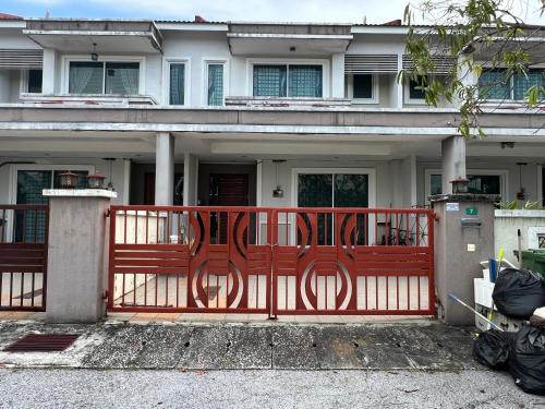 Taman Sri Tanjung House | Ipoh AL-Hijrah Homestay Bandar Seri Botani