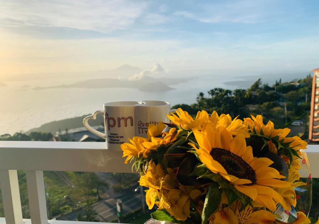 Tagaytay Apartment | IRPM WIND #Aspen20 Studio Tower 1 Taal Lake View