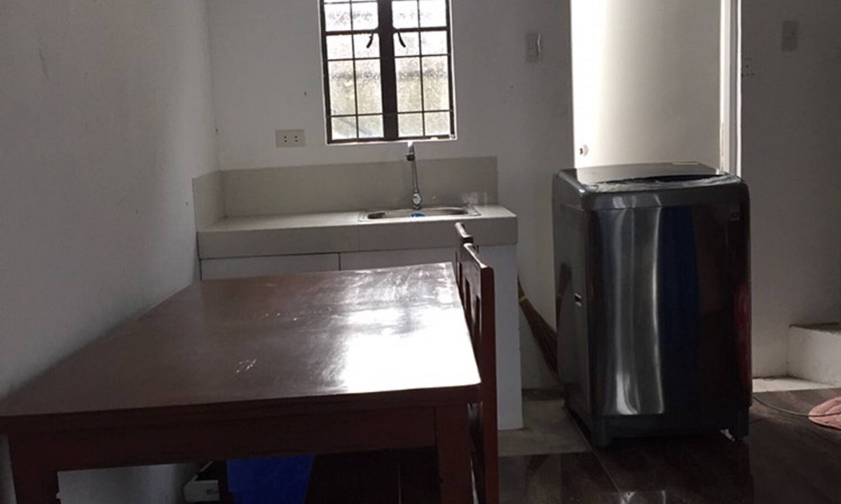 Bacoor City House | Jane vacation rental - Cavite
