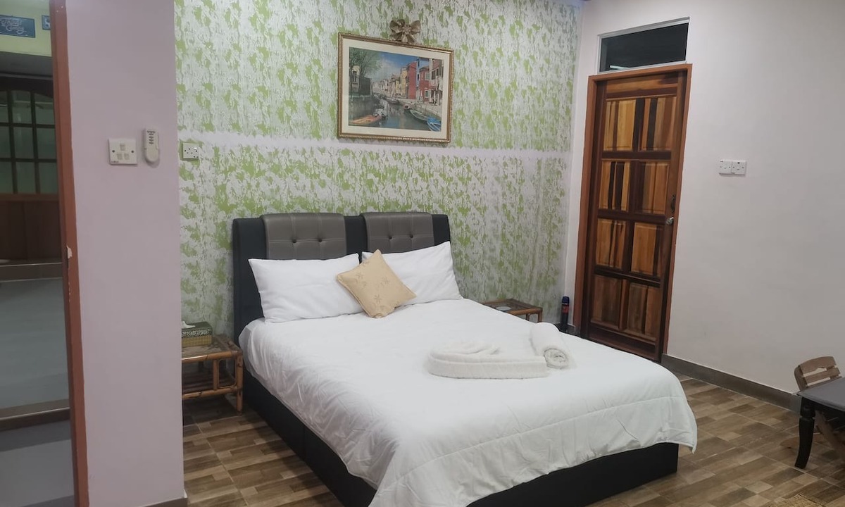 Kampung Lintang House | Jazepuri