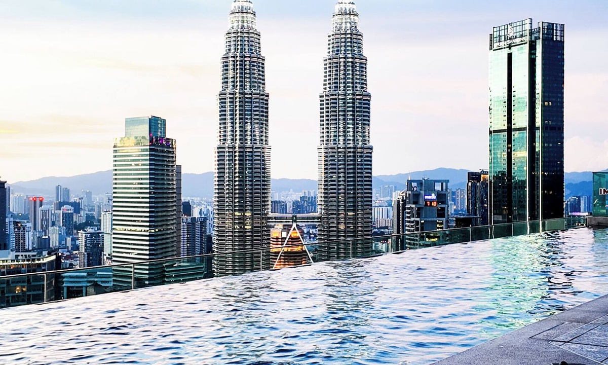 Golden Triangle Apartment | JD Home Stay | Two Bedroom Apartment with Bathtub @ Imperial Lexis KLCC