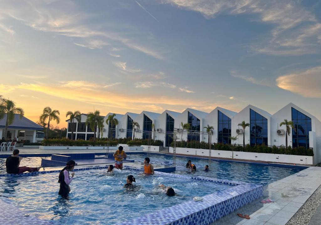 Dingras Hotel | JM Resort Hotel