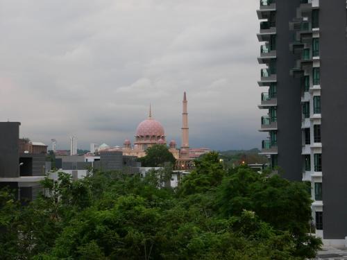 Putrajaya Apartment | Jome Putrajaya Presint 8 Natural Homestay