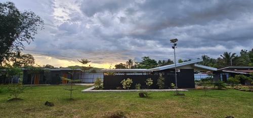 Manolo Fortich Bed & Breakfast | Jorge's Black Cabin