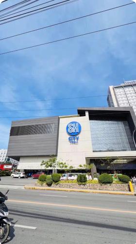 Bakilid Hotel | Jtower Residences Rad Staycation in SM Jmall