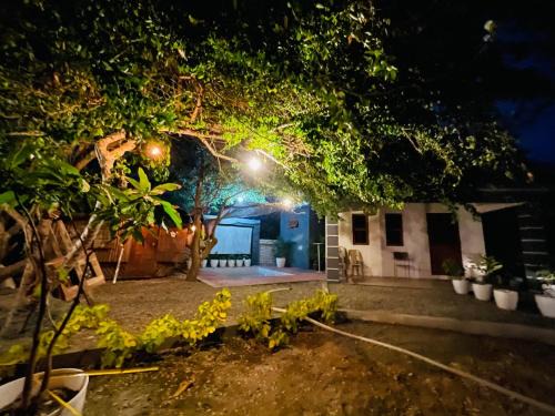 Santa Lucia House | Judah-Ian Beachfront Relaxing Beachfront house with kiddie pool