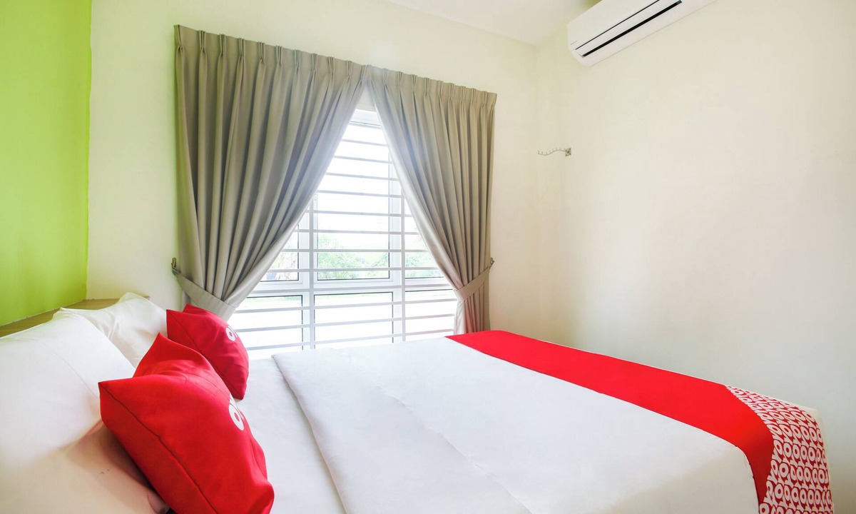 Downtown Hotel | Junction Hostel Poblacion Makati Avenue