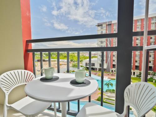 Basak Apartment | Kajas Condo Luxe at Primeworld District near Mactan-Cebu International Airport