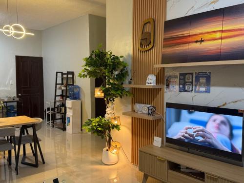 Mati House | Kamayo Guest House l Spacious 2BR-Near Dahican beach