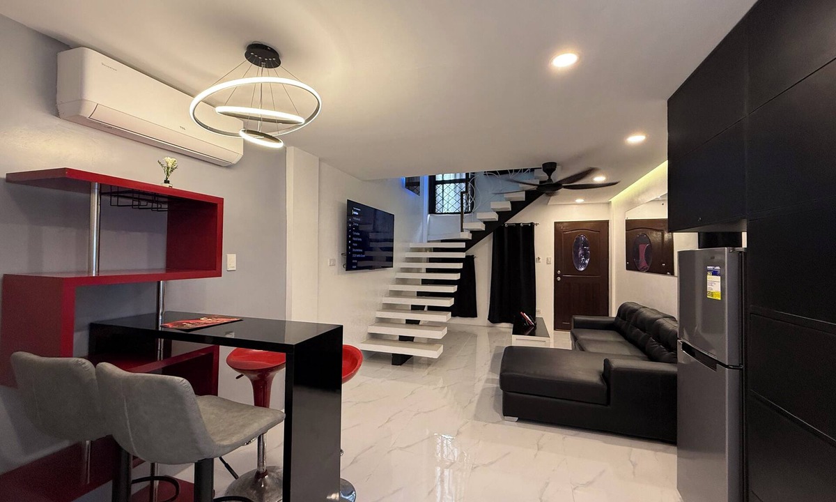 Balibago Apartment | Kandi Suites 2BR with private Jacuzzi