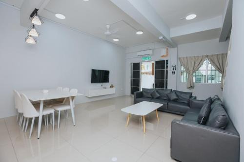 Ranau House | Kings Pine Residences Lot 16 Spacious Homestay Near Kundasang Ranau