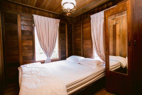 Banting House | KLIA Transit Homestay Tun Fatimah