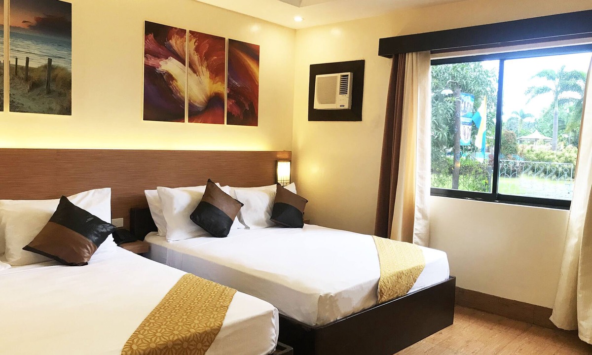 Plaridel Hotel | Klir Waterpark Resort