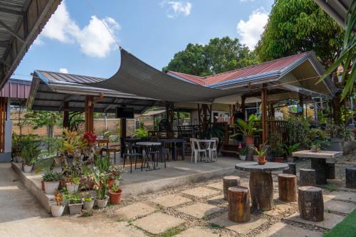 Nasugbu House | La Casa Josefina