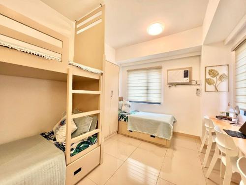 Dasmarinas Hostel | La Casandrei