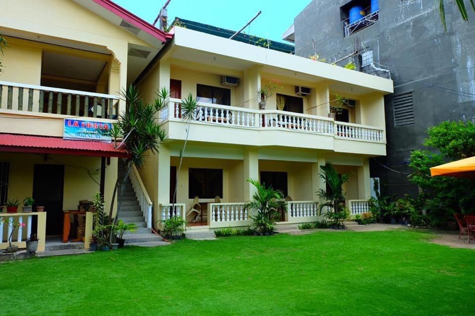Balabag Hotel | LA FIESTA RESORT