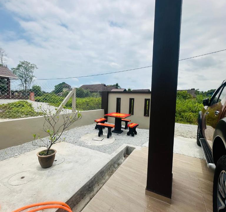 Kampung Gong Pak Maseh House | Lanieda Homestay Kuala Terengganu
