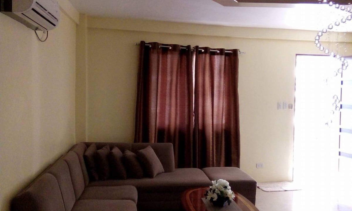 Balibago Apartment | Large 1 bedroom with Wifi close to city action