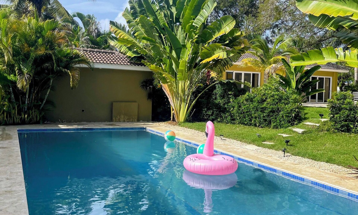Urbanizacion Tavarez Villa | Lavish 4bd-4.5ba Spacious Villa located in Hispaniola Residential⛱️private pool