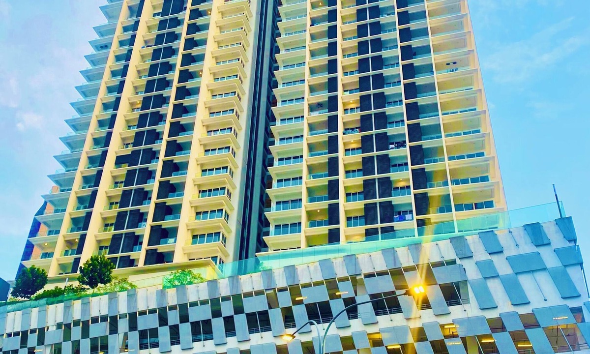 Kuala Lumpur City Centre Apartment | Level 2 Quill city Mall and monorail station near KLCC