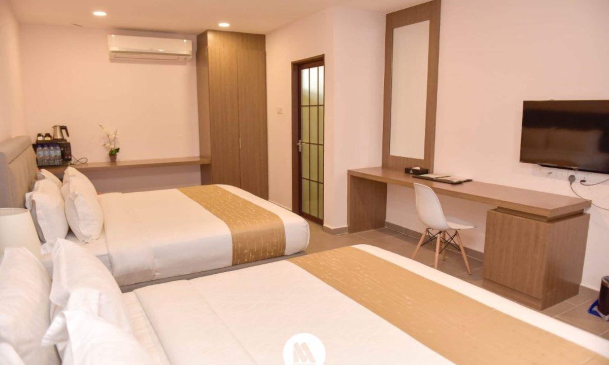 Bandar Penawar Hotel | Lotus Seaview Beach Resort