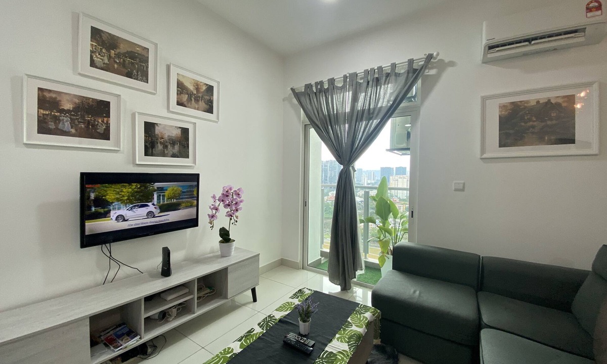 Titiwangsa Sentral Apartment | Lovely 3R2B Apartment Next To MRT,LRT, Monorail, KLCC, PWTC, HKL