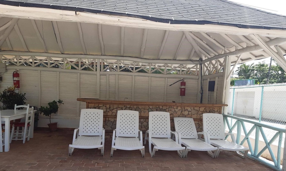 El Callejon House | Lovely Villa 5 Minute Walk to the Beach in the Center of Town