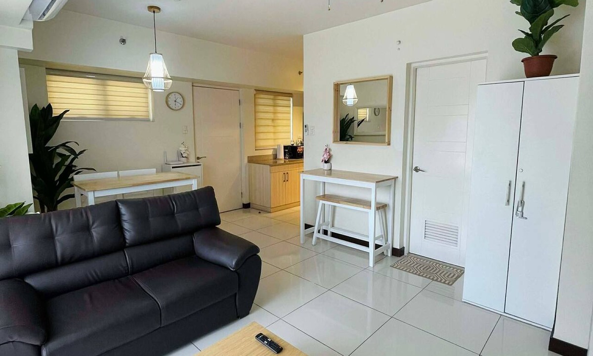 Kapitolyo Condo | Lumiere Residences, Bright Large 2BR Condo w Balcony in Pasig