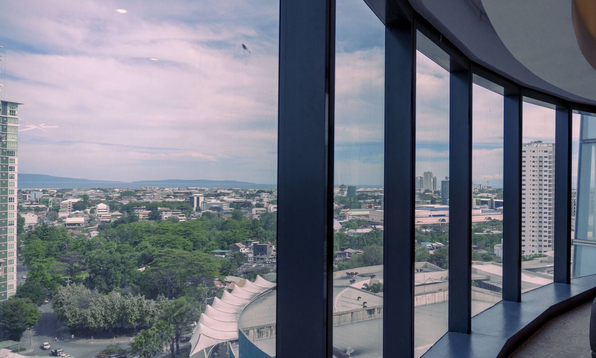 Davao Condo | Luxe Escape in the Heart of the City
