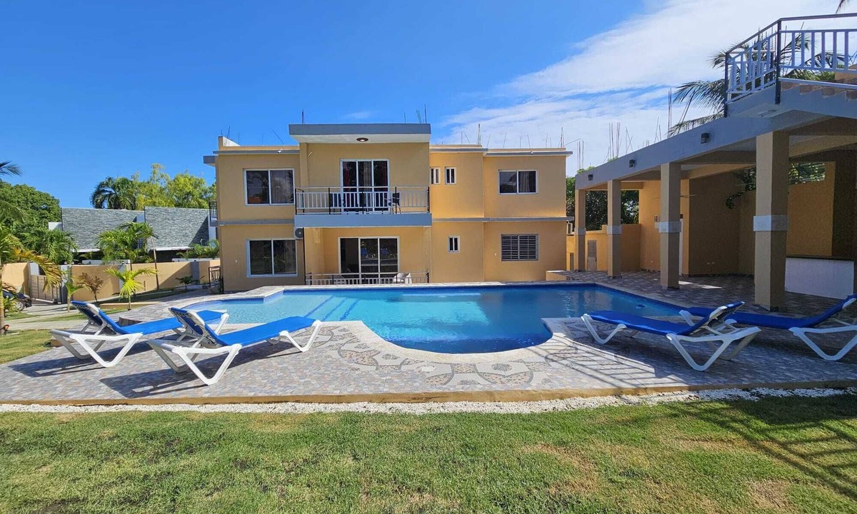 Sosua House | Luxury 8 King BR w/Private Pool, & Event Space
