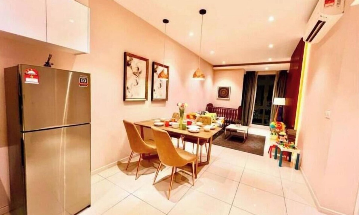 Medini Villa | Luxury Kuromi Suite Family Lego