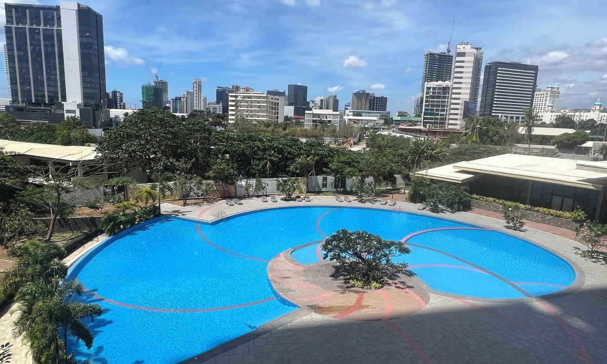 Cebu Condo | Luxury pet-friendly 1-bedroom condo in Cebu City with large balcony