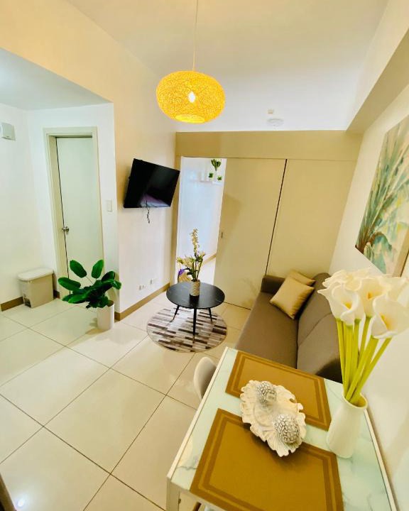 Las Pinas Apartment | Luxury Two Bedroom with Balcony in SOUTH RESIDENCE of Las Pinas