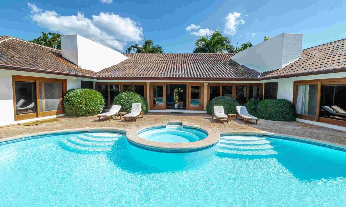 Casa de Campo Villa | Luxury Villa in Casa de Campo with Staff, Pool, and Hot Tub—6 Bedrooms