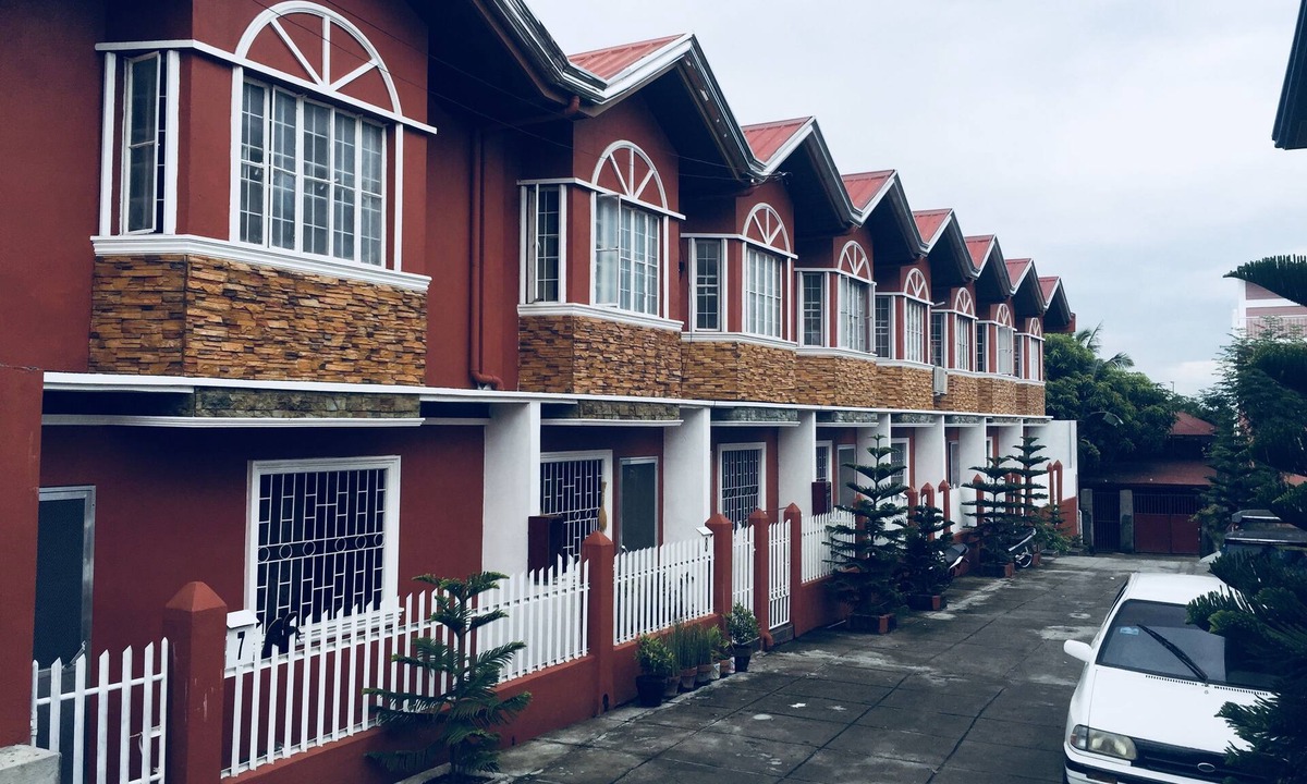 Naic Apartment | Luzville Residences