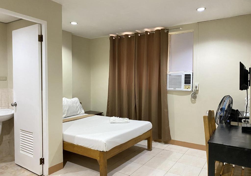 Mandaue Hotel | Lylie Hotel