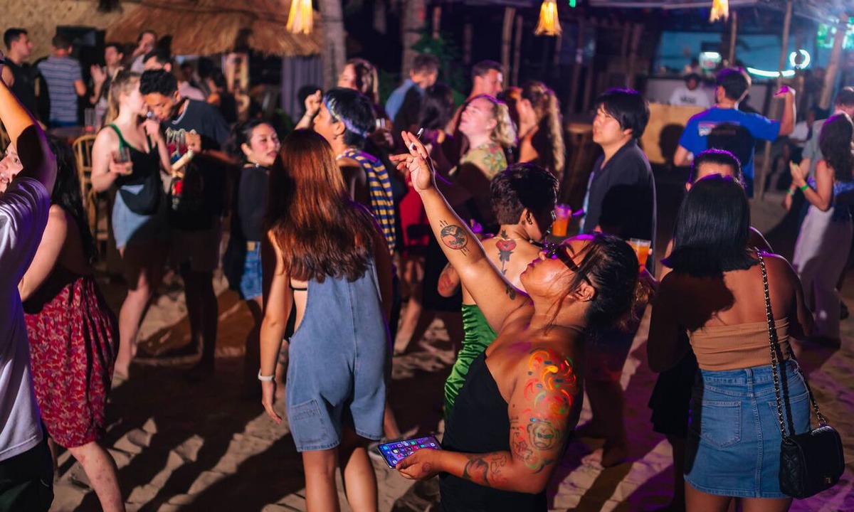 El Nido Hostel | Mad Monkey Hostel Nacpan Beach - Adults Only