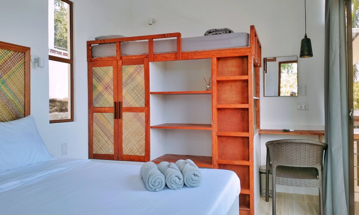 Tubod Cabin | Mahogany Cabin at Las Terrazas de Barili. 1 Queen Bed plus 1 extra single bed.