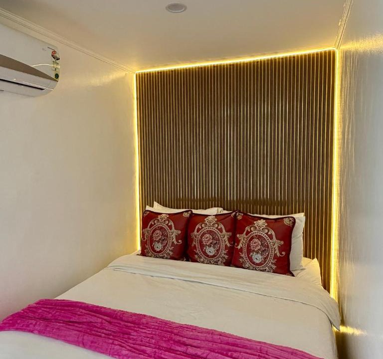 Downtown Apartment | MAKATI Isabela Luxury