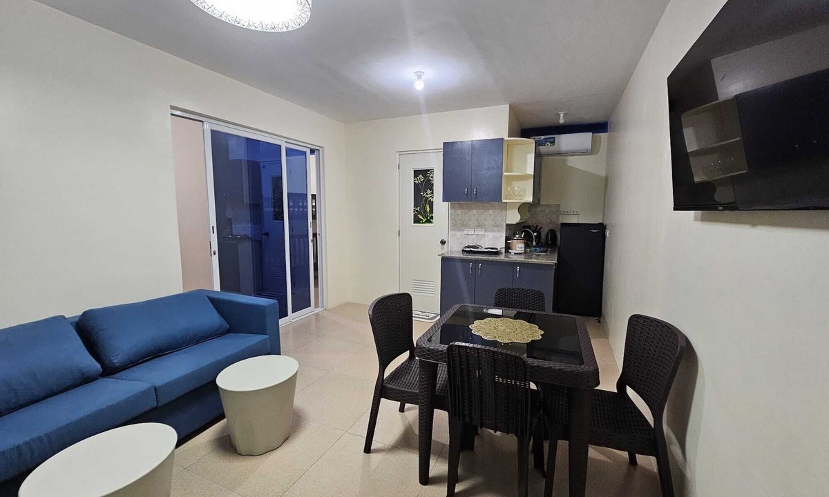 Looc Apartment | Mangotree Apartel & Resor