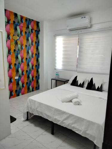 Puerto Galera Apartment | Marias couple room