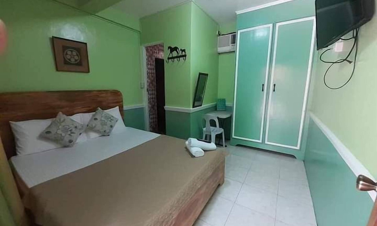 Coron Town Proper House | Maritonies Place