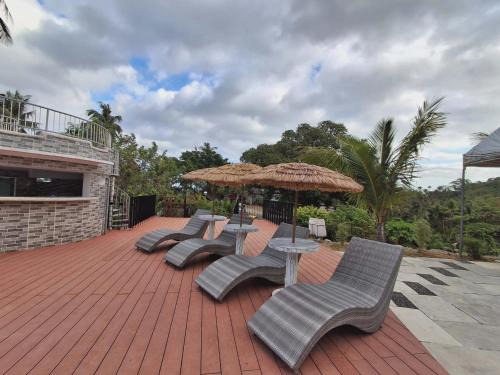 Puerto Galera Bed & Breakfast | May Three Farm