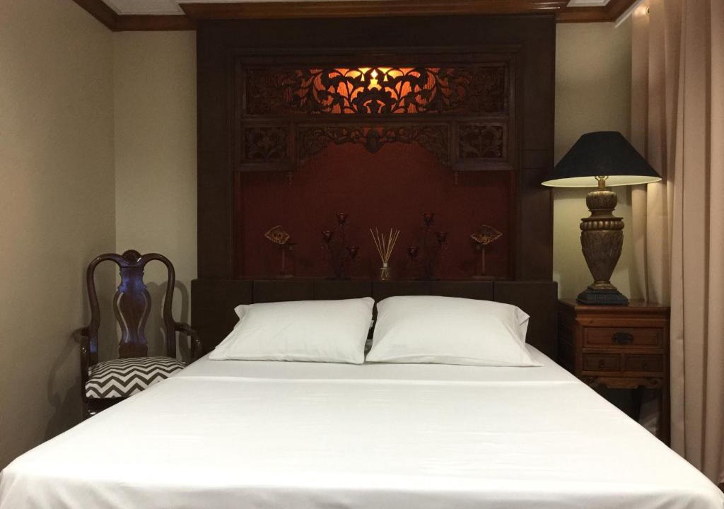 Barangay 670 Apartment | MCH Suites at Robinson's Place Residences