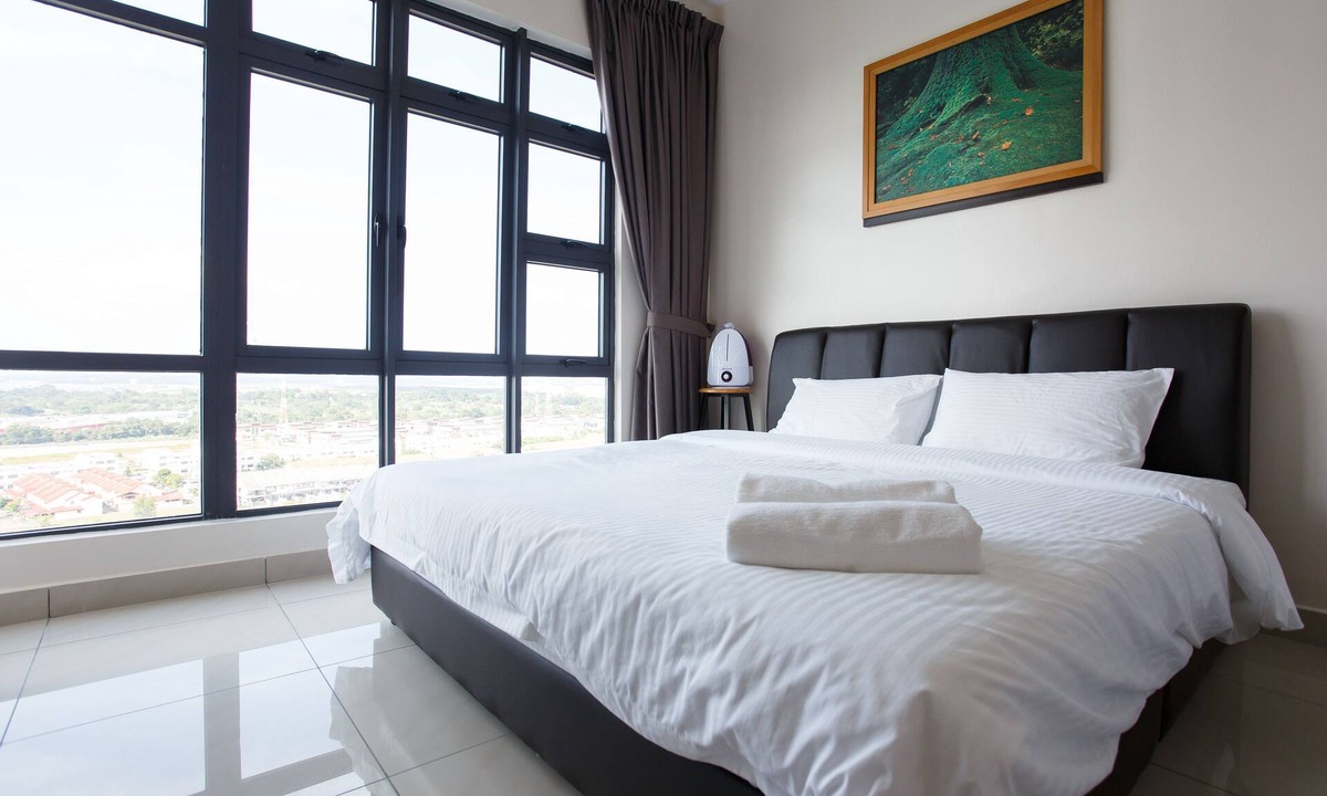 Setia Tropika Apartment | Mdm Woon's at D'Secret Garden