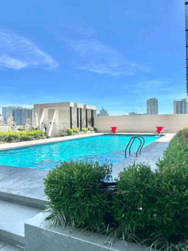 Lahug Apartment | Median Condo Staycation near IT Park Cebu